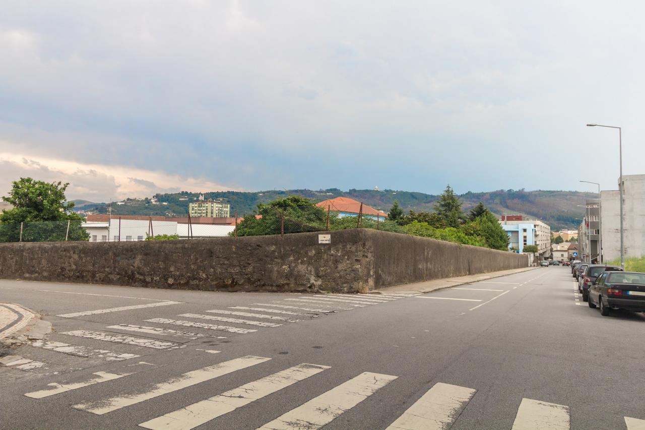 Taxa - T2 No Centro Da Cidade - Braga Apartment Екстериор снимка